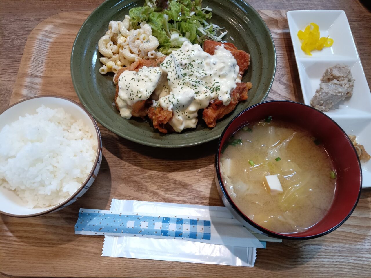 木田郡三木町 茶谷食堂